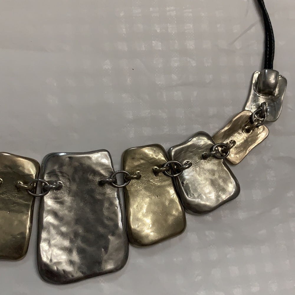 Chico’s Sloan hammered silver and gold chunky bib statement necklace - Picture 14 of 17